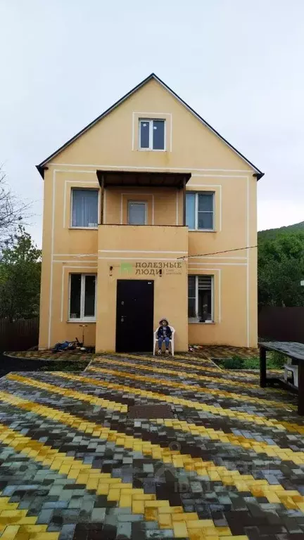 Дом в Краснодарский край, Новороссийск Днестровская ул. (153 м) - Фото 1