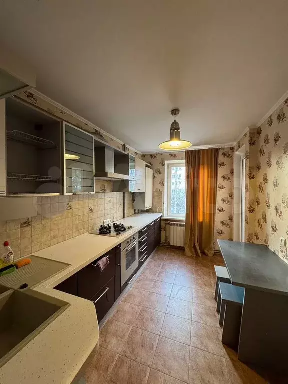 3-к. квартира, 80 м, 2/8 эт. - Фото 0