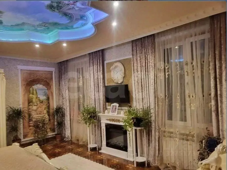 Дом в Московская область, Звенигород Одинцовский городской округ, пос. ... - Фото 1