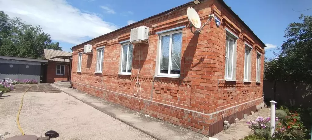 Дом в Краснодарский край, Ейское городское поселение, пос. ... - Фото 0