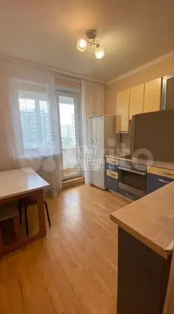 1-к. квартира, 40м, 4/9эт. - Фото 0