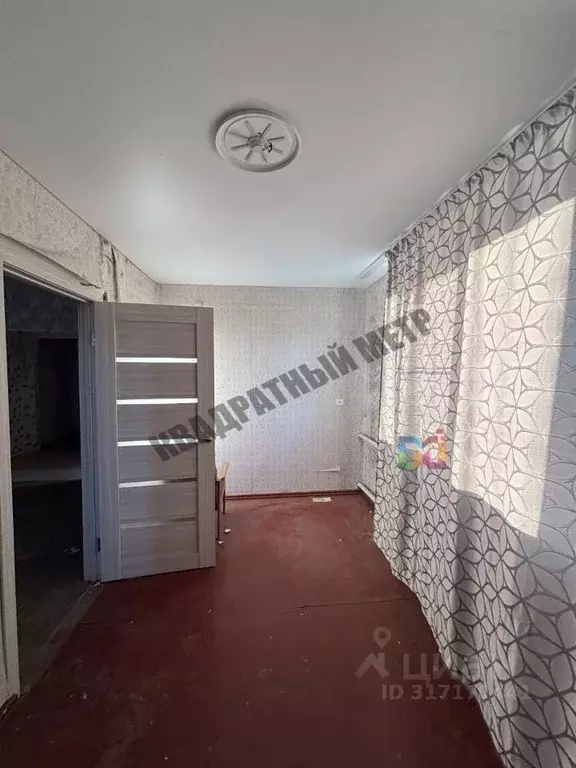 2-к кв. Калмыкия, Целинный район, с. Троицкое ул. Деликова, 37 (40.0 ... - Фото 0
