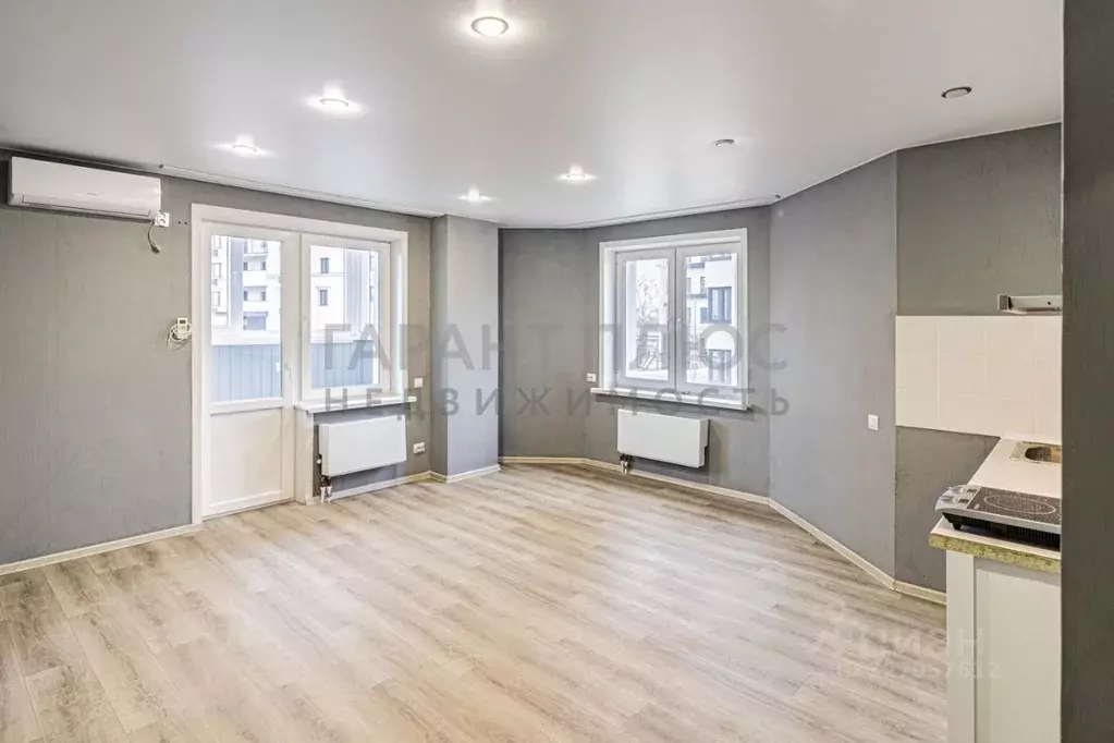 Студия Липецкая область, Липецк ул. Валентина Скороходова, 23 (34.0 м) - Фото 2