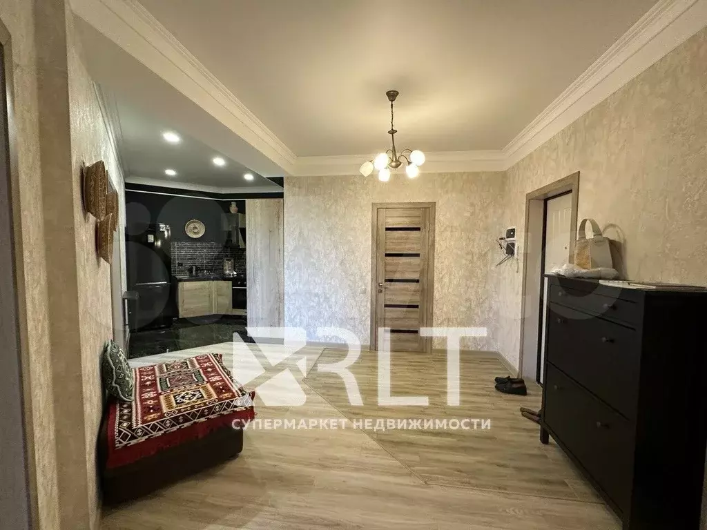 2-к. квартира, 70 м, 3/12 эт. - Фото 1