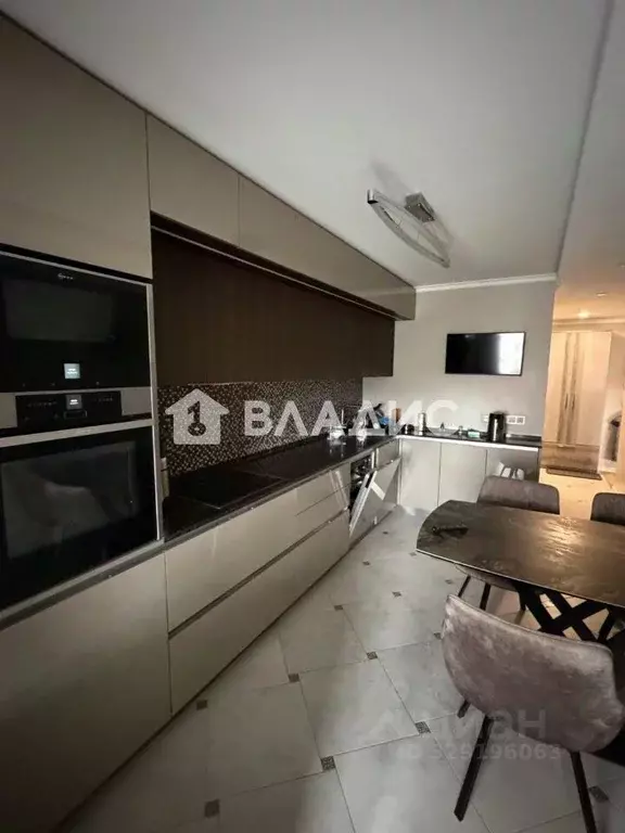 3-к кв. Москва ул. 1-я Ватутинская, 8к2 (87.4 м) - Фото 1