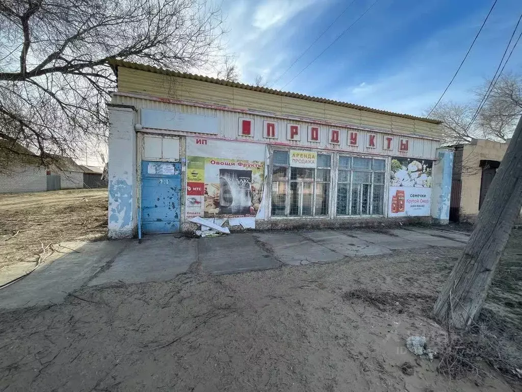 Торговая площадь в Астраханская область, Енотаевский район, с. Замьяны ... - Фото 0