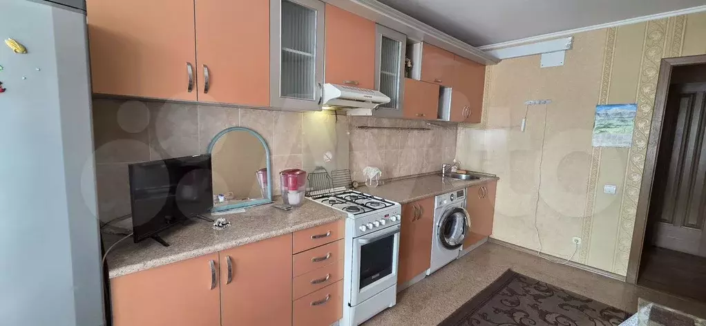 1-к. квартира, 40 м, 1/9 эт. - Фото 0