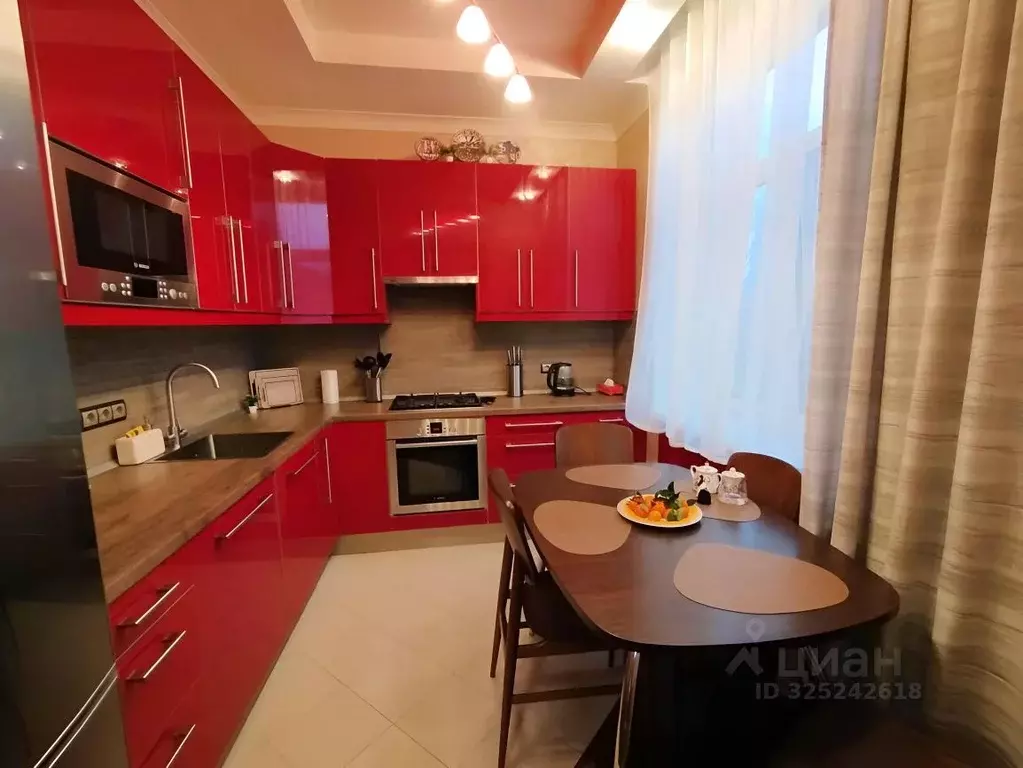 3-к кв. Москва ул. Кржижановского, 5К3 (74.2 м) - Фото 0