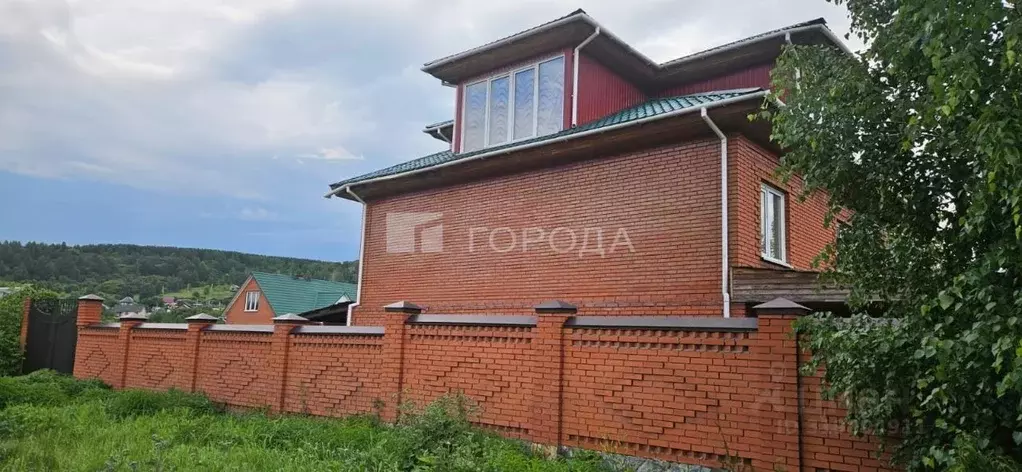 Дом в Кемеровская область, Новокузнецк Рябиновая ул., 9 (208 м) - Фото 0