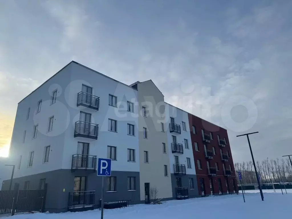 2-к. квартира, 63 м, 4/4 эт. - Фото 0
