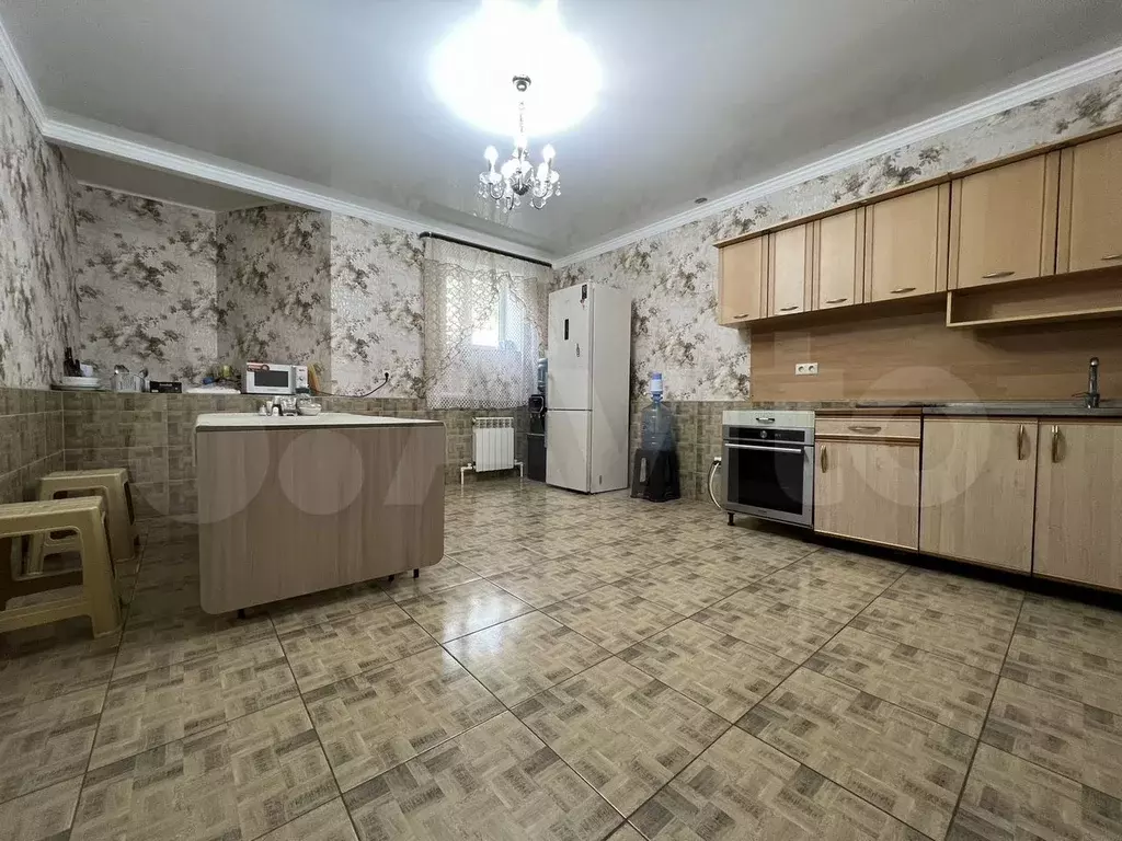 Дом 360 м на участке 8 сот. - Фото 1