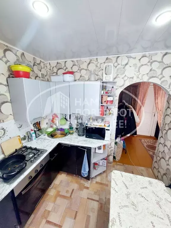 1-к кв. Пермский край, Лысьва ул. Орджоникидзе, 10А (31.6 м) - Фото 2