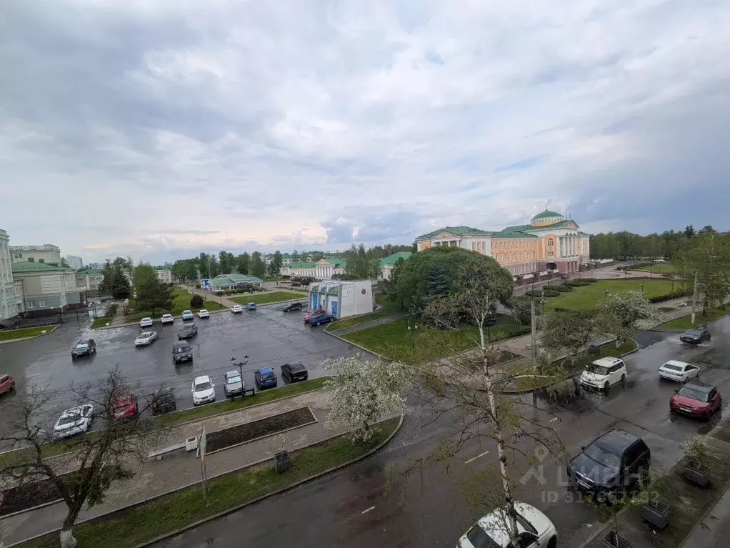 2-к кв. Удмуртия, Ижевск ул. Лихвинцева, 46 (45.0 м) - Фото 1