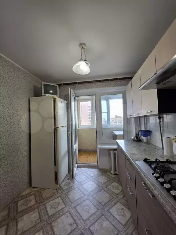 2-к. квартира, 60 м, 9/10 эт. - Фото 1