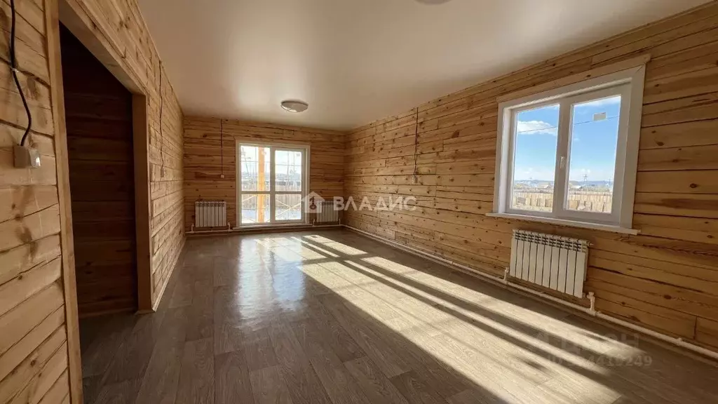 Дом в Бурятия, Тарбагатайский район, Саянтуйское с/пос, с. Нижний ... - Фото 0