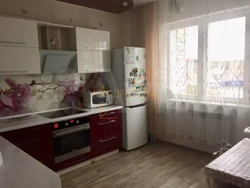 3-к. квартира, 80м, 2/17эт. - Фото 1