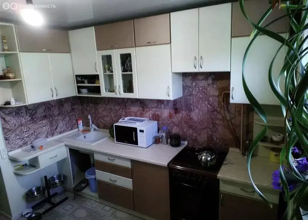 4-комнатная квартира: Вологда, 1-й микрорайон ГПЗ-23, 33 (73.6 м) - Фото 2