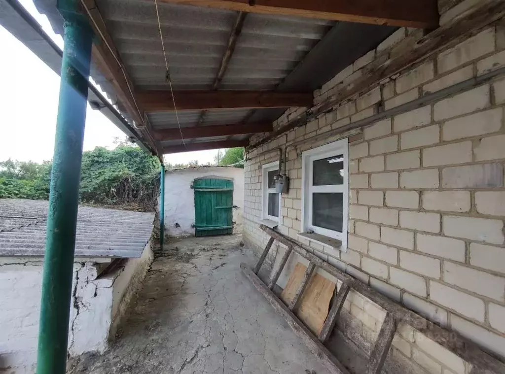 Дом в Ставропольский край, Изобильненский муниципальный округ, с. ... - Фото 2