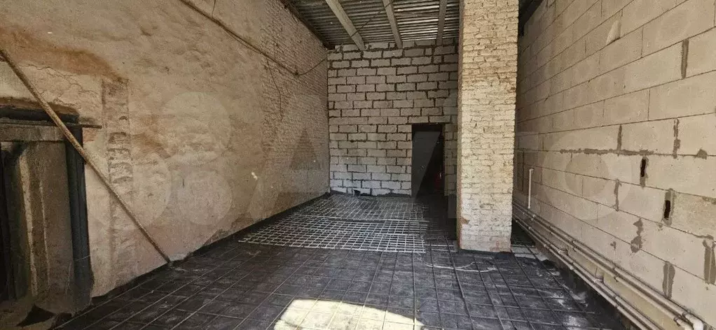 Торговое помещение на Береговой 80 кв.м с трафиком - Фото 0