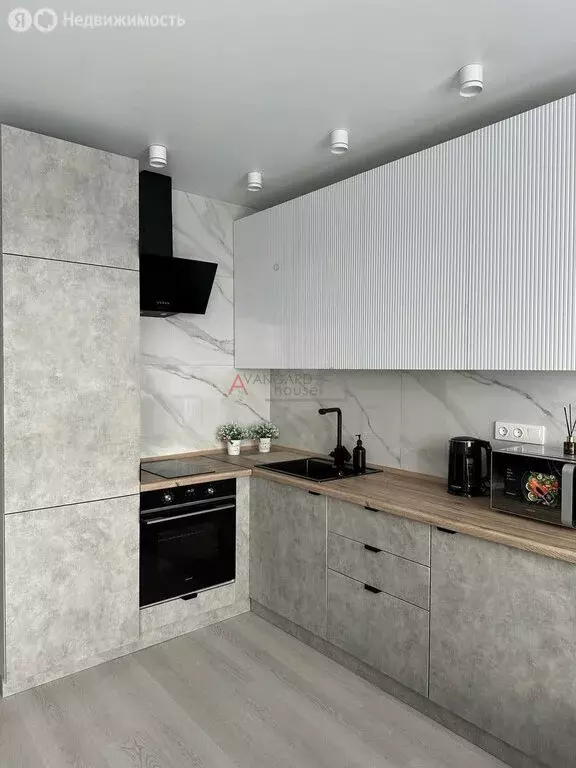 Квартира-студия: Краснодар, улица Ивана Беличенко, 92 (29.6 м) - Фото 1