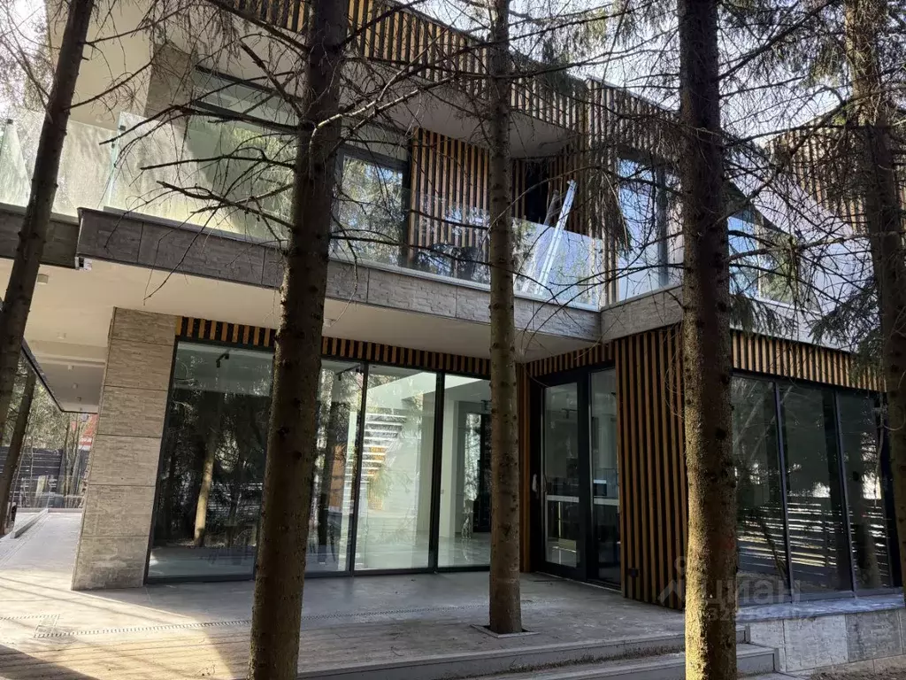 Коттедж в Московская область, Одинцовский городской округ, с. ... - Фото 1