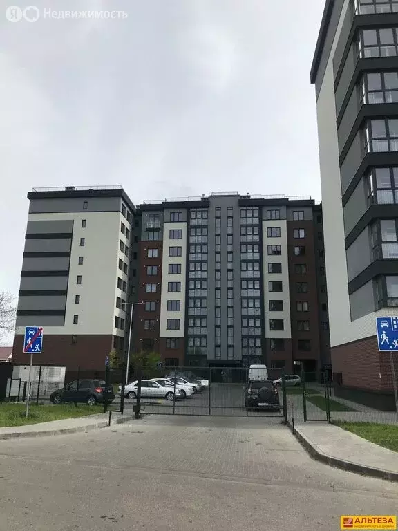 2-комнатная квартира: Калининград, Советский проспект, 238А (61.4 м) - Фото 1