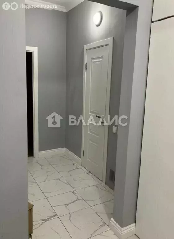 2-комнатная квартира: посёлок городского типа Голубое, Парковый ... - Фото 2