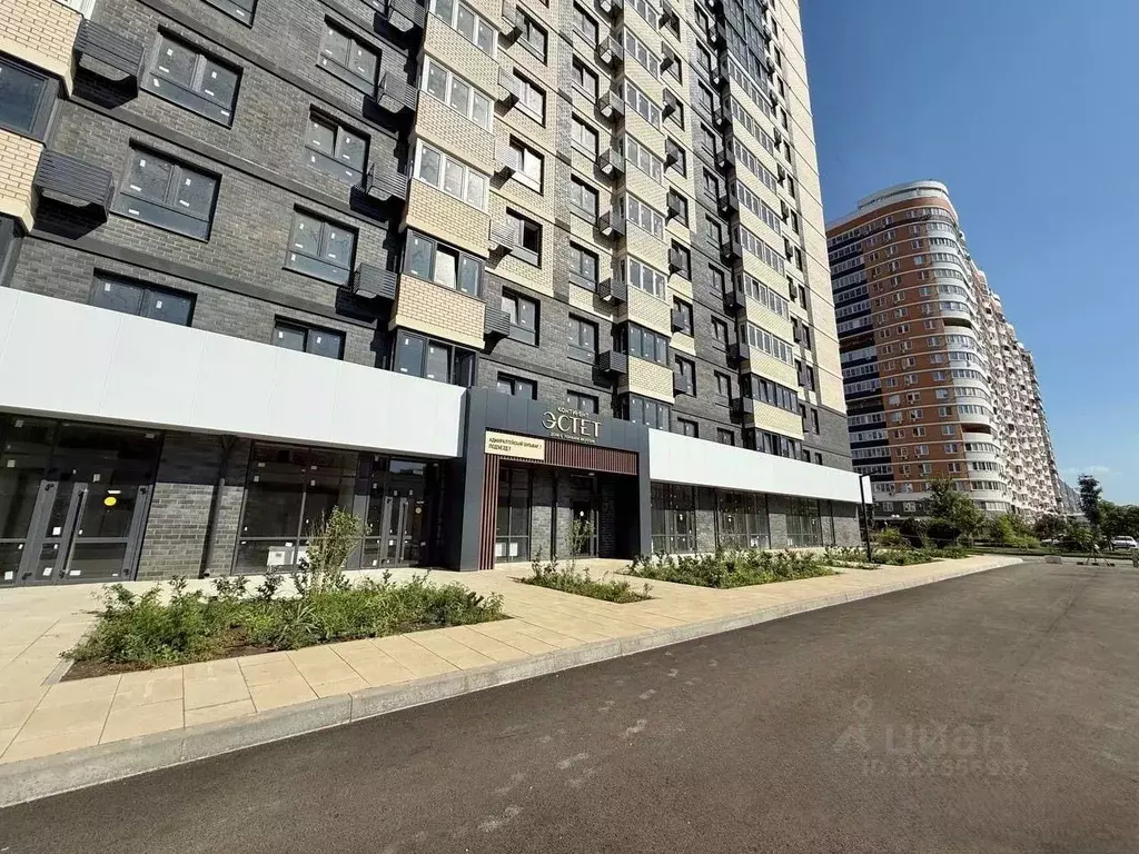 Торговая площадь в Краснодарский край, Краснодар бул. Адмиралтейский, ... - Фото 1