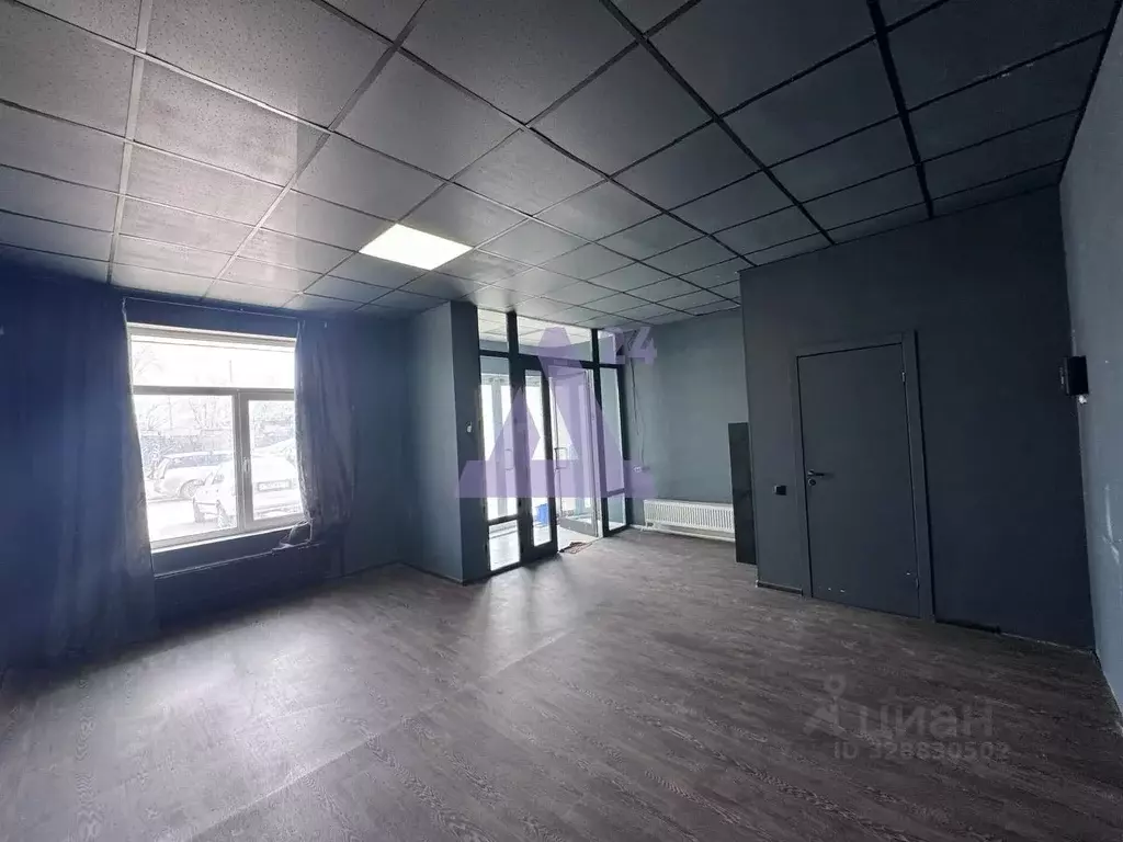 Офис в Алтайский край, Барнаул Молодежная ул., 136 (33 м) - Фото 2