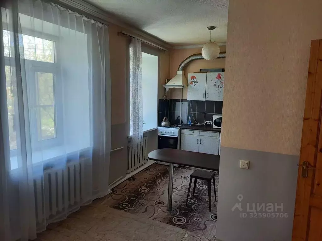 Студия Омская область, Омск пос. Амурский, ул. Сурикова, 3 (31.1 м) - Фото 2