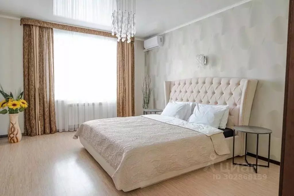 2-к кв. Татарстан, Казань ул. Сибгата Хакима, 33 (65.0 м) - Фото 0