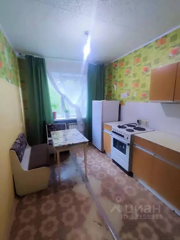 Старая комната в общежитии. Снять комнату в железногорске. Снять комнату в железногорске курская обл. Комната фото на авито. Маяковского 12а фото.