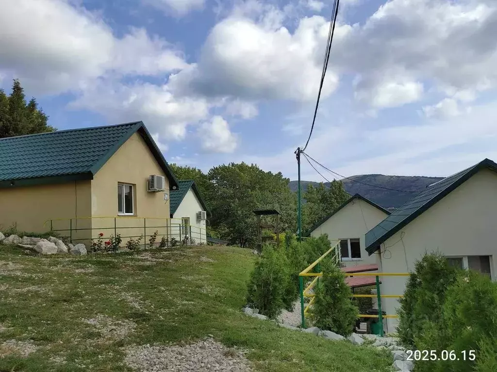 Коттедж в Севастополь с. Орлиное, ул. Молодежная, 2Ж1 (235 м) - Фото 1