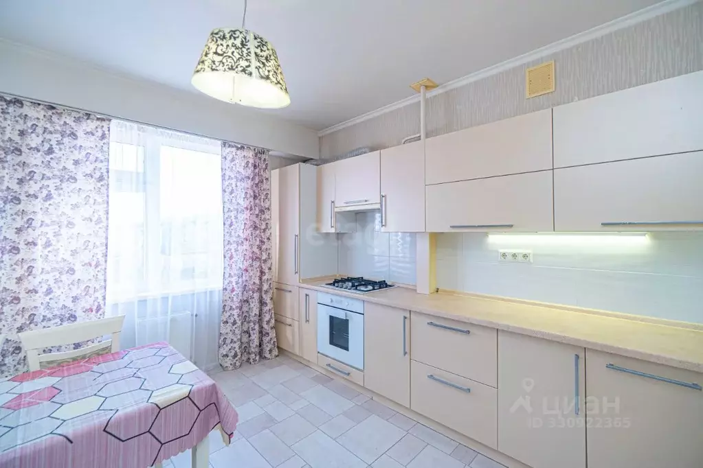3-к кв. Севастополь ул. Новороссийская, 5 (90.3 м) - Фото 1