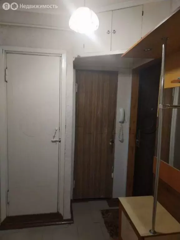 1-комнатная квартира: Губкин, улица Королёва, 4 (38 м) - Фото 0
