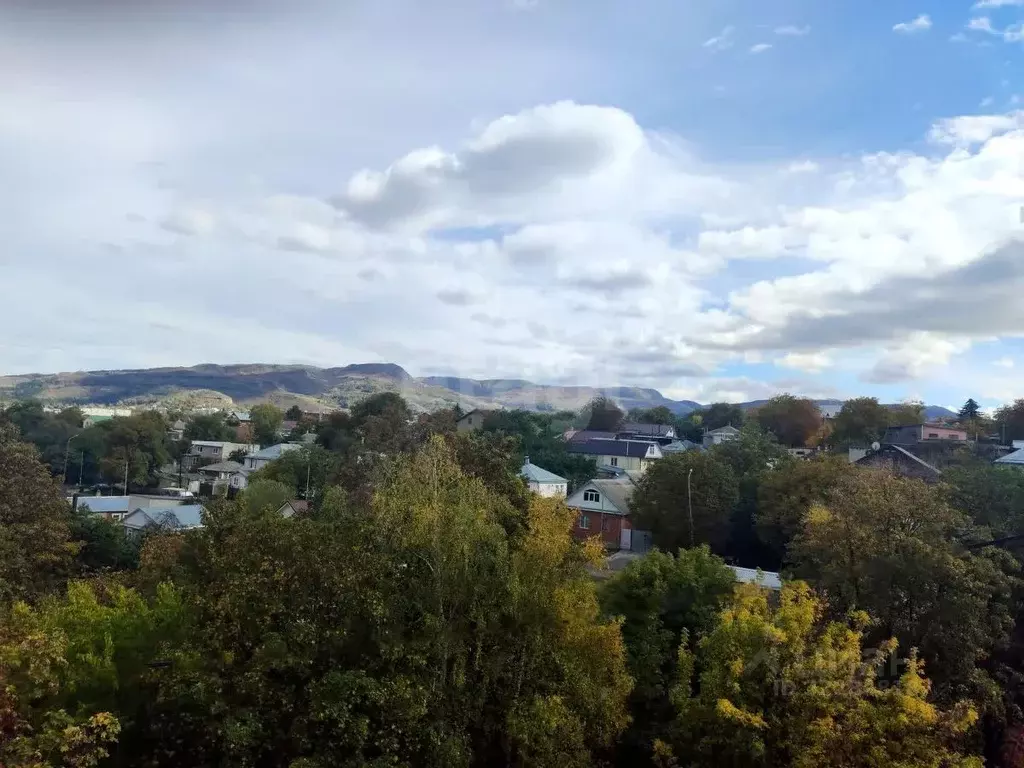 2-к кв. Ставропольский край, Кисловодск ул. Жмакина (76.7 м) - Фото 2