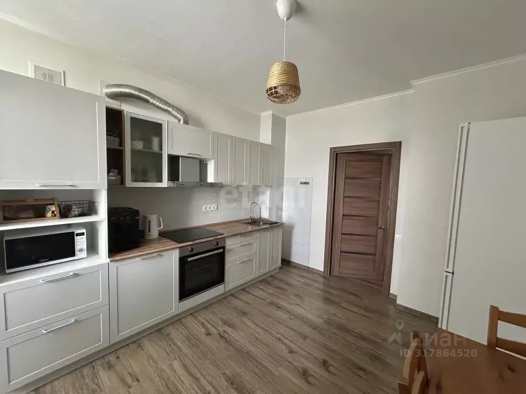 2-к кв. Свердловская область, Екатеринбург ул. Коуровская, 13 (63.0 м) - Фото 1