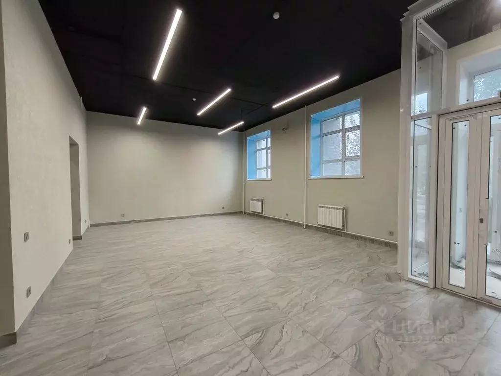 Помещение свободного назначения в Алтайский край, Барнаул ул. Петра ... - Фото 1