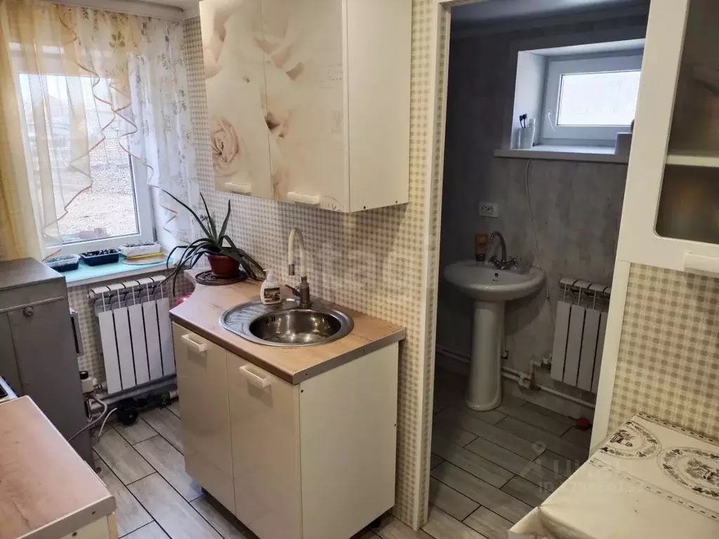 Дом в Белгородская область, Валуйки ул. Курячего, 19 (52 м) - Фото 1