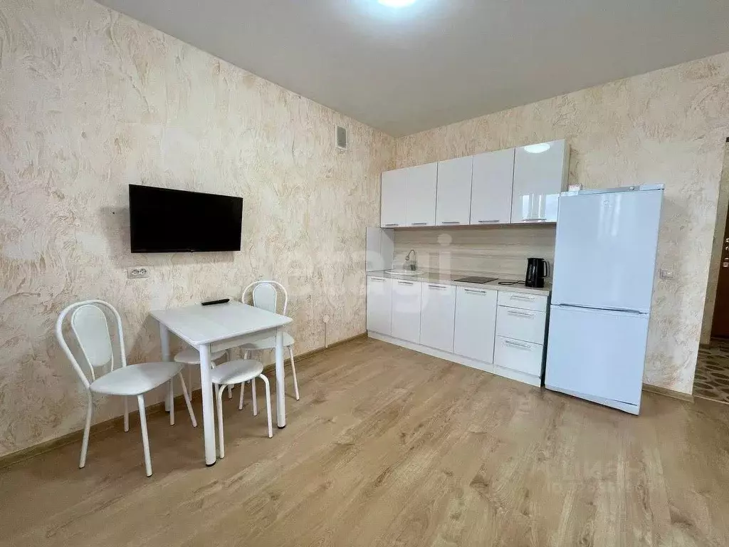 Студия Тюменская область, Тюмень ул. Беляева, 33к2 (30.0 м) - Фото 1