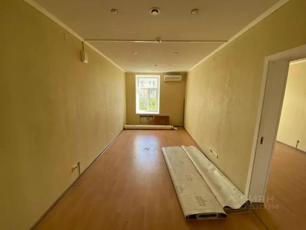 Офис в Санкт-Петербург Суворовский просп., 65 (100 м) - Фото 2