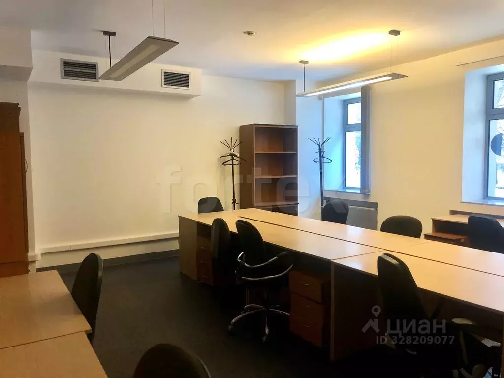 Офис в Москва ул. Довженко, 12 (1685 м) - Фото 1