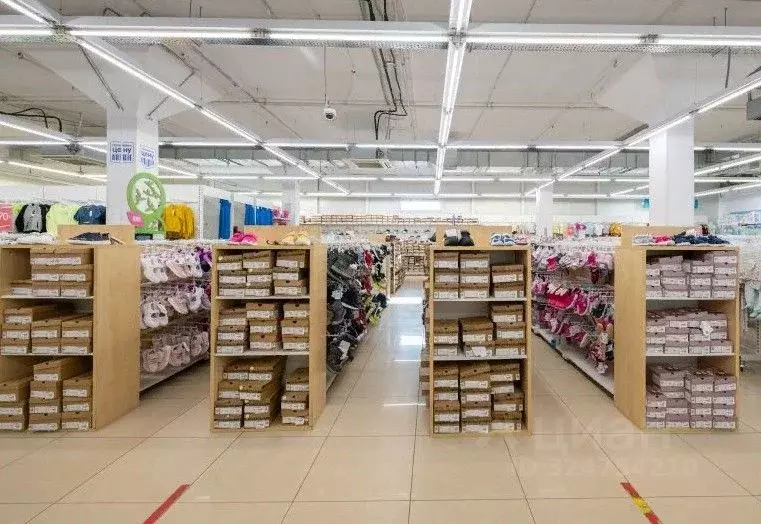 Торговая площадь в Санкт-Петербург просп. Малый Васильевского острова, ... - Фото 1