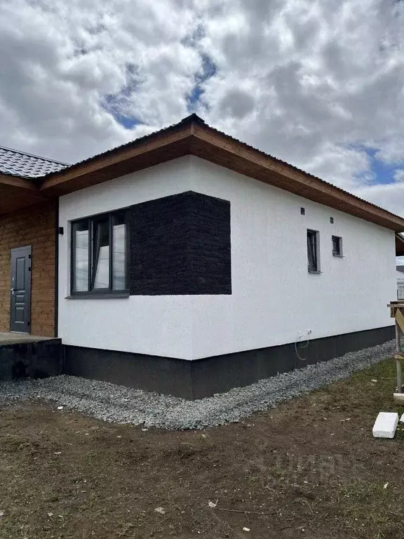 Дом в Свердловская область, Белоярский муниципальный округ, пос. ... - Фото 1