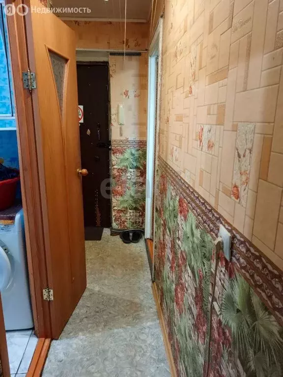 1-комнатная квартира: Ялуторовск, улица Скворцова-Степанова, 4 (29 м) - Фото 1
