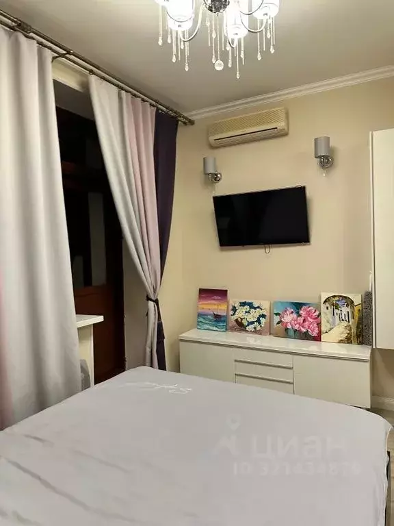 1-к кв. Татарстан, Казань ул. Сулеймановой, 3 (60.0 м) - Фото 1