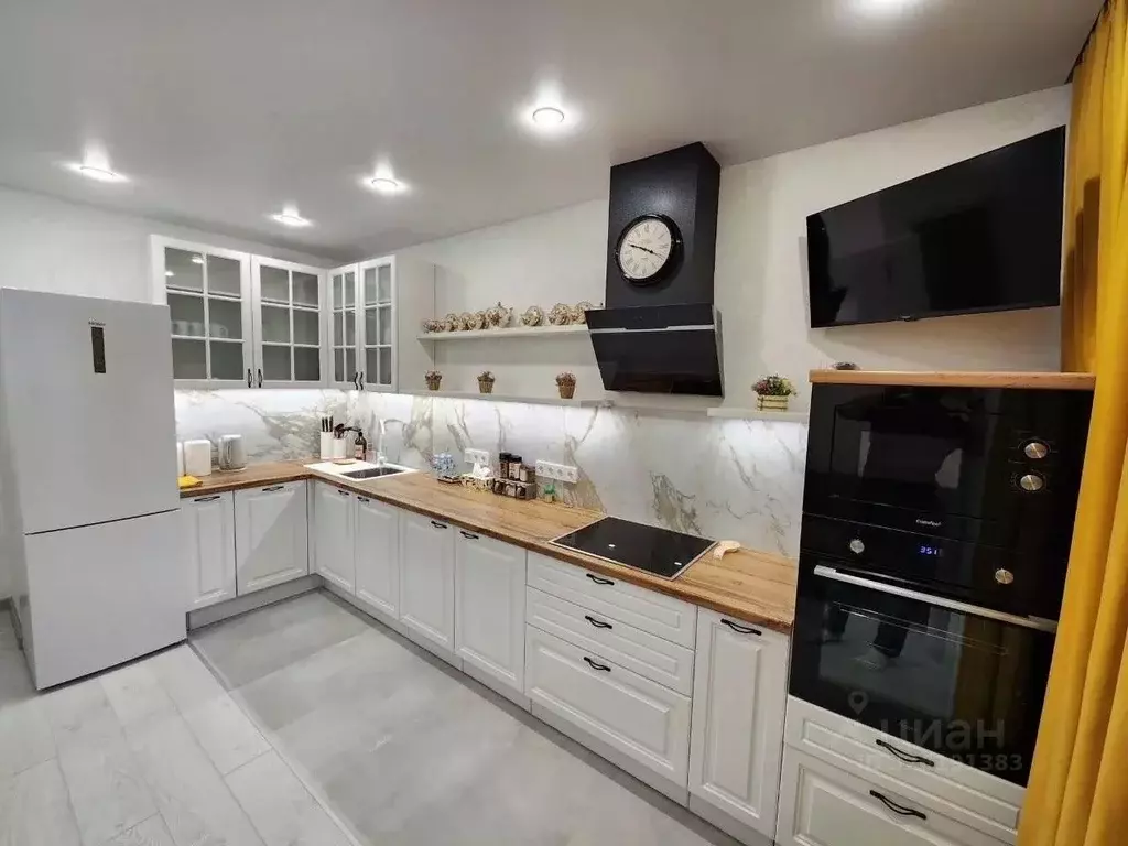 1-к кв. Татарстан, Казань ул. Родины, 26Г (40.0 м) - Фото 1