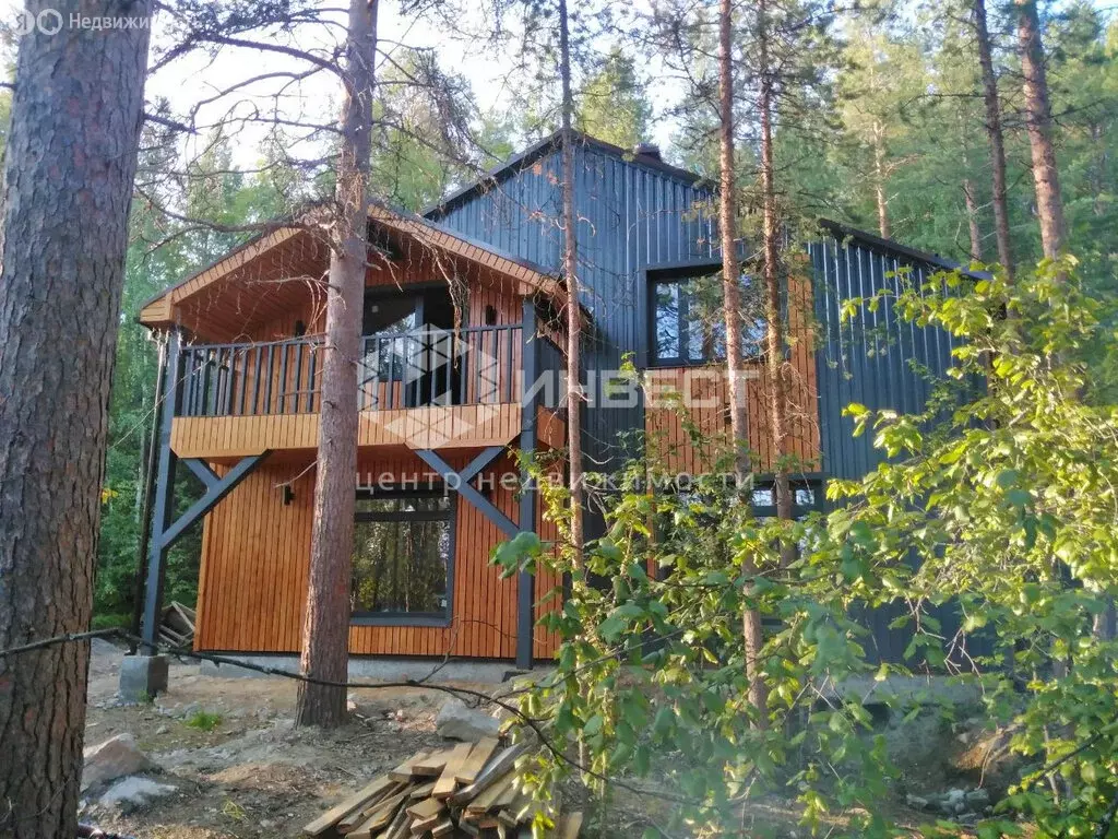 Дом в Кольский район, сельское поселение Тулома, село Тулома (160 м) - Фото 2