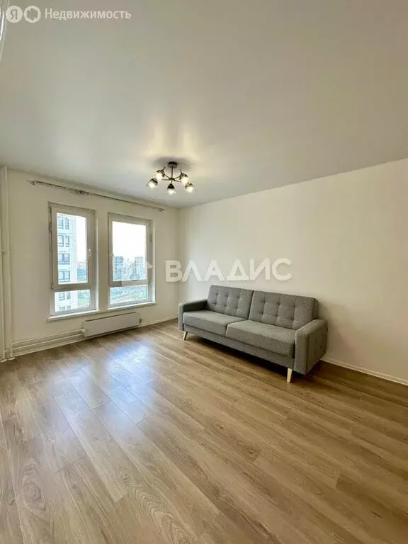 3-комнатная квартира: Москва, Большая Очаковская улица, 2 (88.2 м) - Фото 1