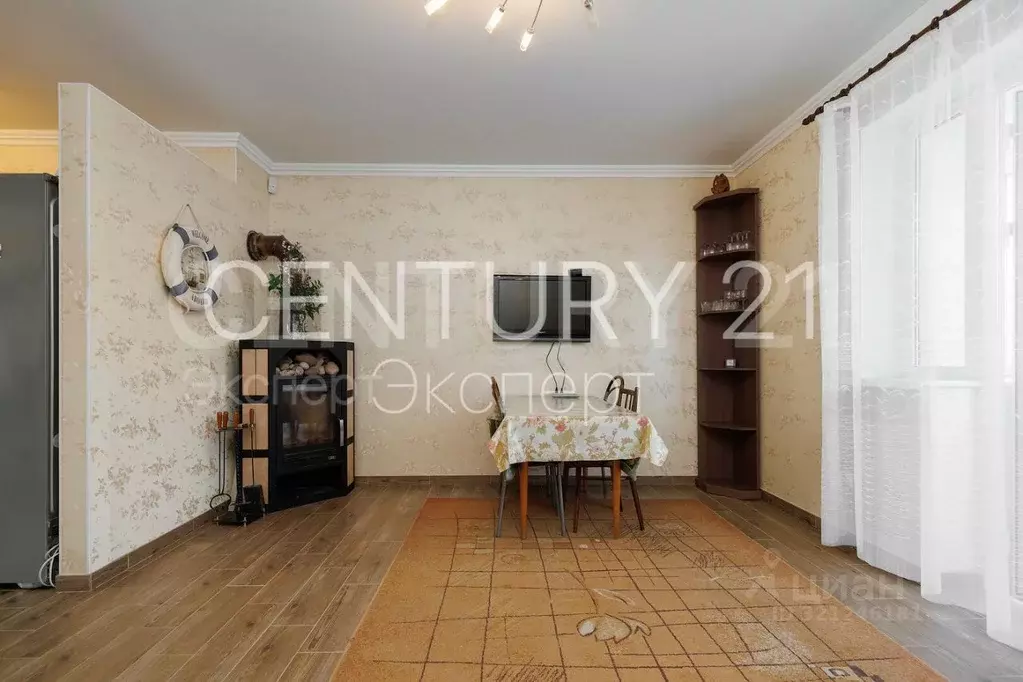 Дом в Калининградская область, Зеленоградск ул. Престижная, 15 (300 м) - Фото 1